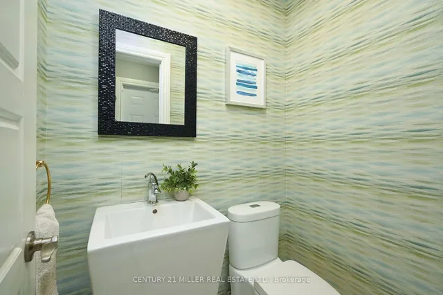 Additional image 18 of 1459 Durham St