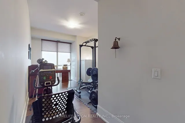 Additional image 26 of 70 Roehampton Ave Unit 2620