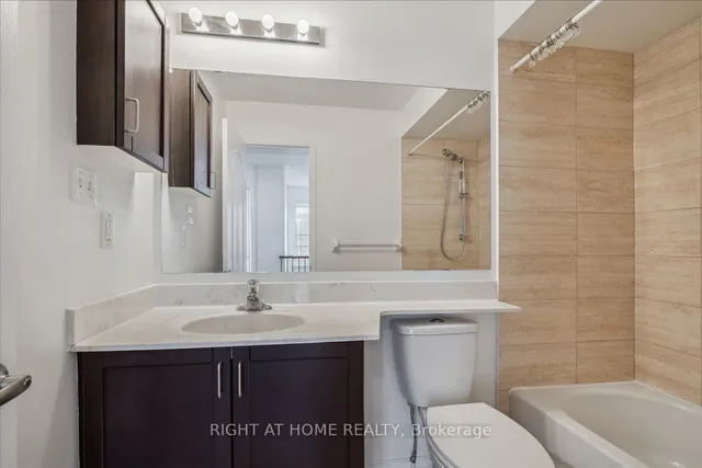 Additional image 25 of 15 Hays Blvd Unit 3