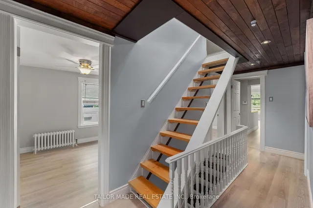 Additional image 24 of 42 Centre St