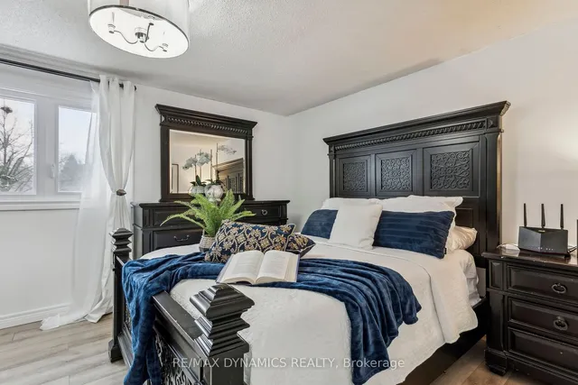 Additional image 30 of 2359 Malcolm Cres