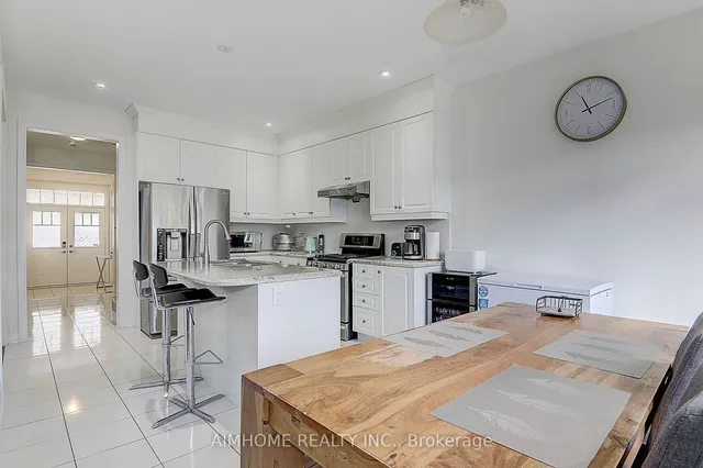 Additional image 6 of 3057 Gardenia Gate