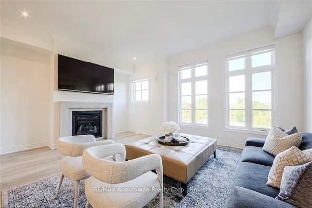 Additional image 11 of 2189 LILLYKIN St