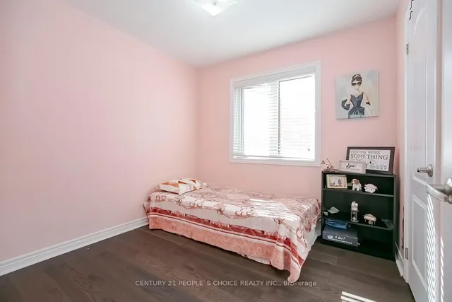 Additional image 38 of 58 Lanark Circ