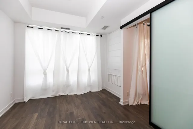 Additional image 6 of 108 Peter St Unit 511