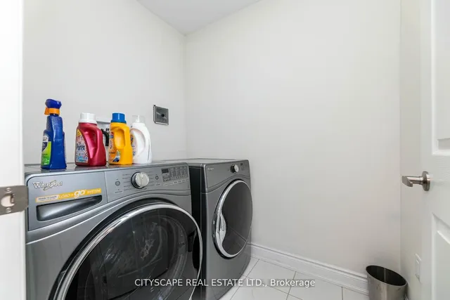 Additional image 13 of 3243 Sixth Line