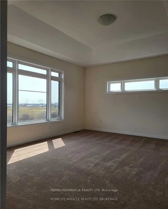 Additional image 13 of 21 Moorcroft Pl