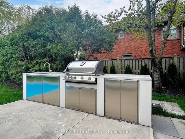 Additional image 37 of 1336 Hillhurst Rd