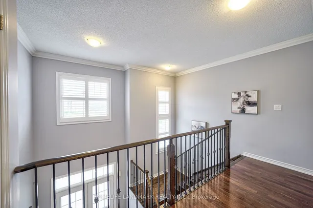 Additional image 17 of 101 Kaitting Tr