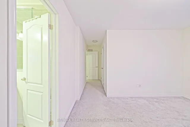 Additional image 22 of 2 Redfern St