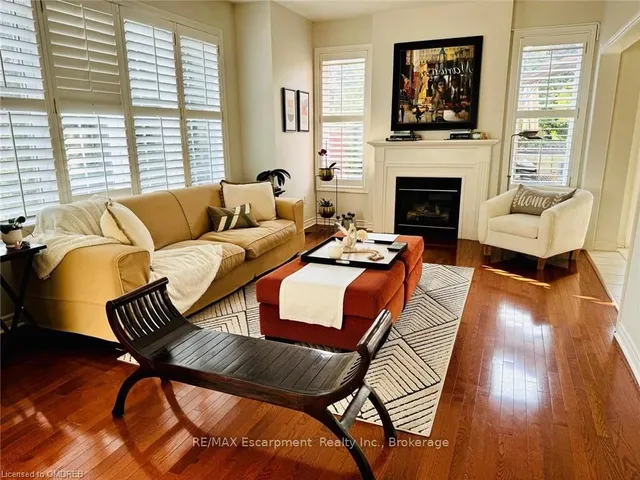 Additional image 10 of 300 RAVINEVIEW Way Unit 44