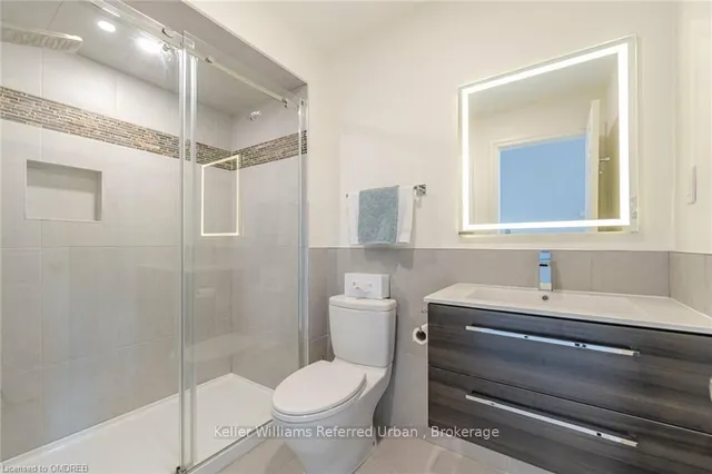 Additional image 25 of 2477 LONGRIDGE Cres