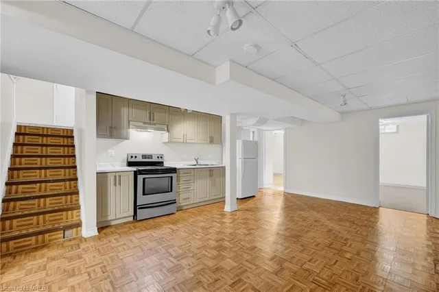 Additional image 33 of 48 Zachary Dr