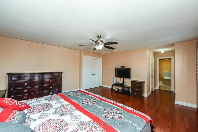 Additional image 19 of 30 Fairhill Ave