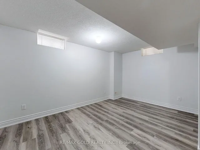 Additional image 33 of 18 Thimbleberry St