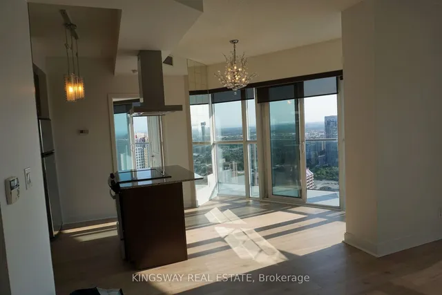 Additional image 25 of 60 Absolute Ave Unit 4004