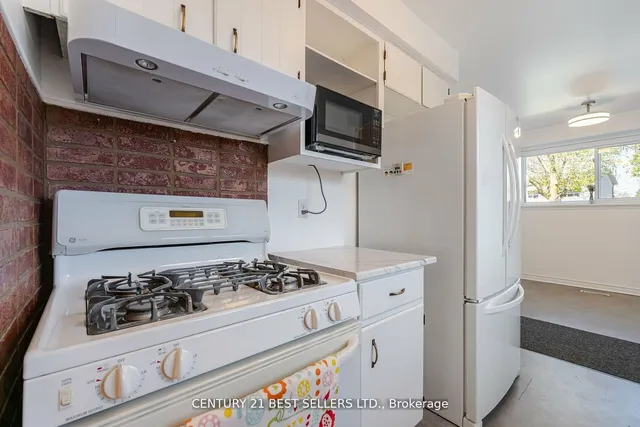 Additional image 16 of 68 Lynmont Rd