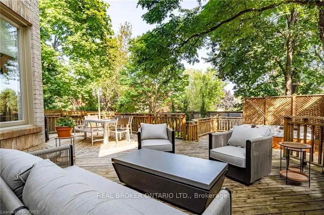 Additional image 35 of 1621 Bayshire Dr