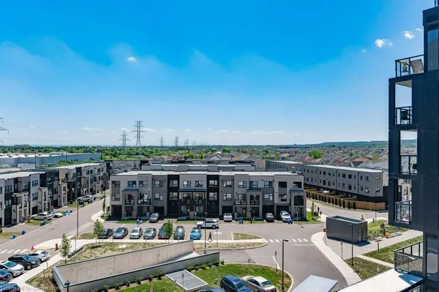 Additional image 6 of 3200 Dakota Common Unit B602