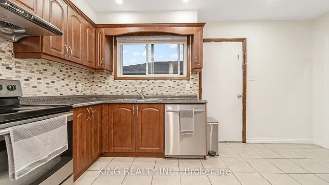 Additional image 14 of 3686 Darla Dr