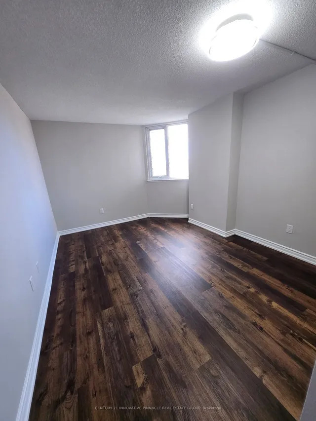 Additional image 2 of 15 Sewells Rd Unit 402