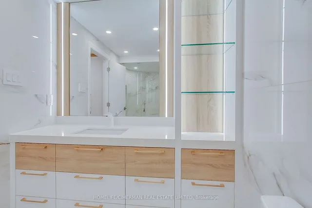 Additional image 26 of 240 Heath St Unit 204