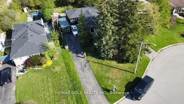 Additional image 34 of 44 Deloraine Dr