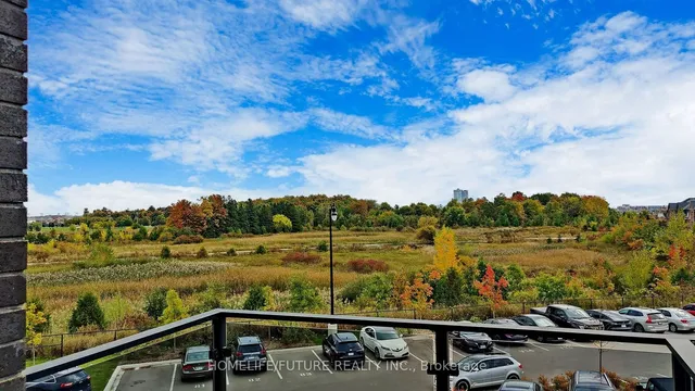 Additional image 28 of 155 Veterans Dr Unit 4