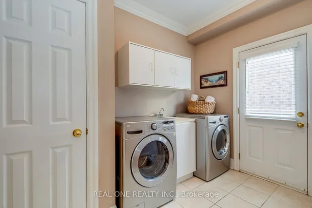 Additional image 18 of 1033 Kestell Blvd