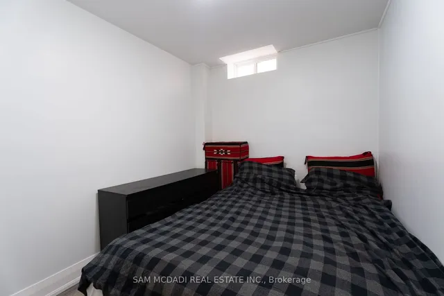 Additional image 27 of 4484 Jenkins Cres