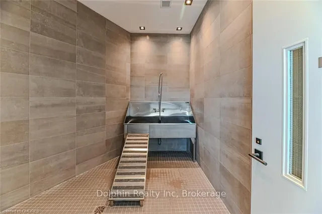 Additional image 8 of 509 DUNDAS St Unit 618