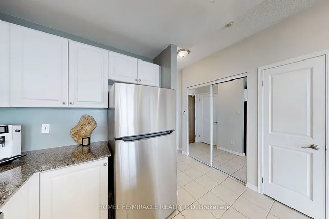 Additional image 18 of 9 George St Unit 1710