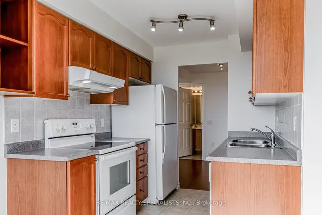 Additional image 13 of 55 Strathaven Dr Unit 2011