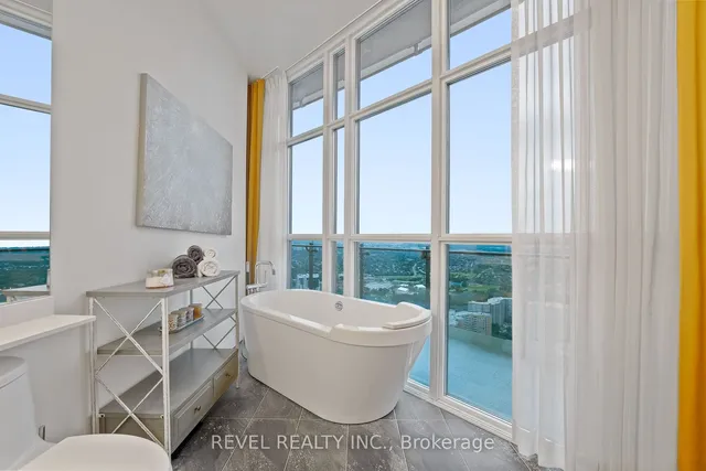 Additional image 29 of 50 Absolute Ave Unit PH3