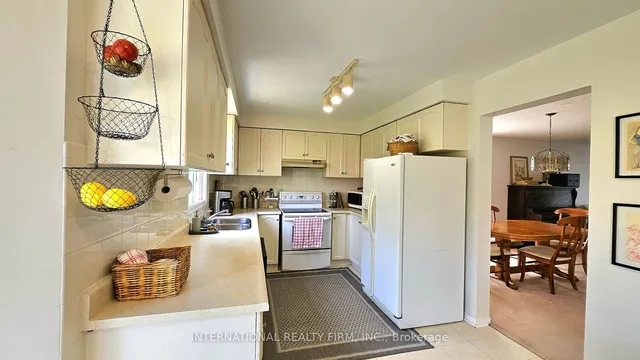 Additional image 8 of 11A NIPISSING Cres