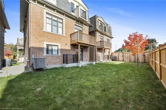 Additional image 38 of 2122 Royal Gala Cir