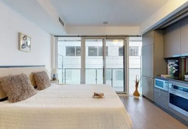 Additional image 12 of 101 Peter St Unit 602