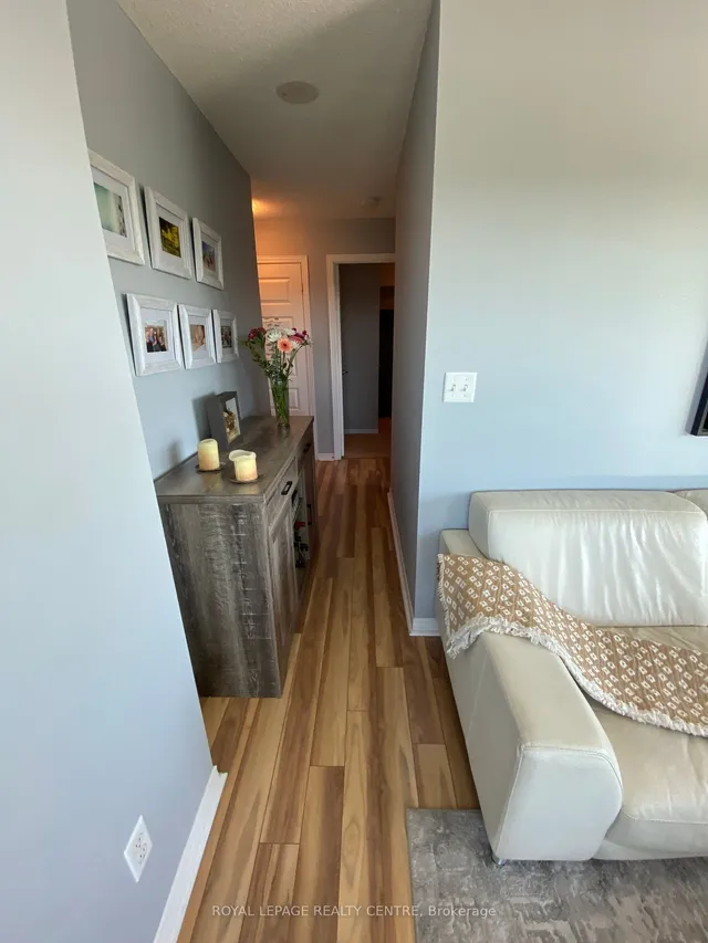 Additional image 10 of 215 Queen St Unit 1209