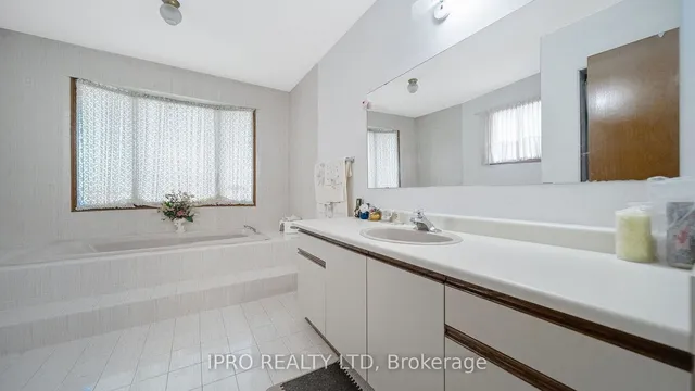 Additional image 37 of 77 flowertown Ave