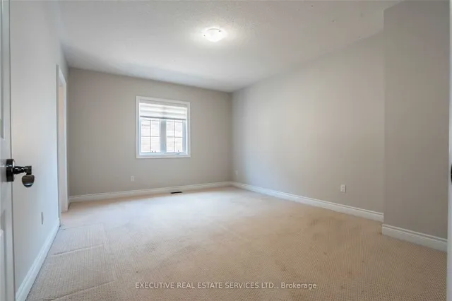 Additional image 18 of 48 Foothills Cres