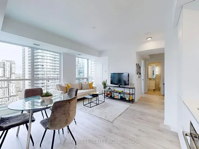 Additional image 16 of 327 King St Unit 3106