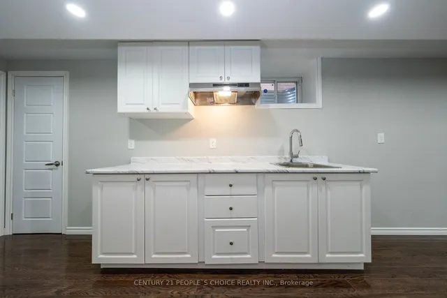 Additional image 38 of 381 Dahlia Tr