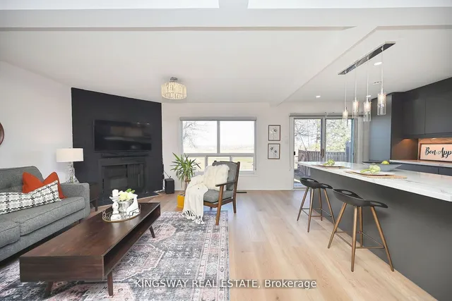 Additional image 6 of 4659 Full Moon Circ