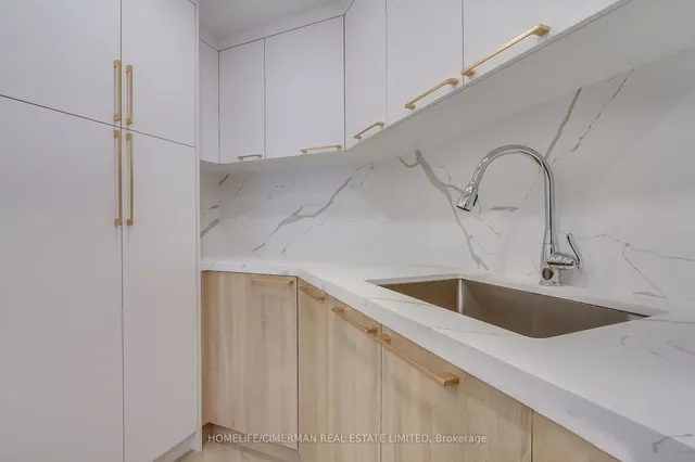 Additional image 33 of 240 Heath St Unit 204