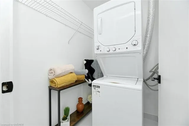 Additional image 19 of 2485 Taunton Rd Unit 433