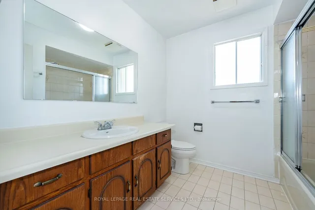 Additional image 25 of 2104 Laurelwood Dr