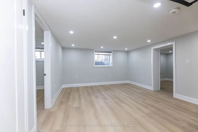 Additional image 24 of 59 Hollyhedge Dr