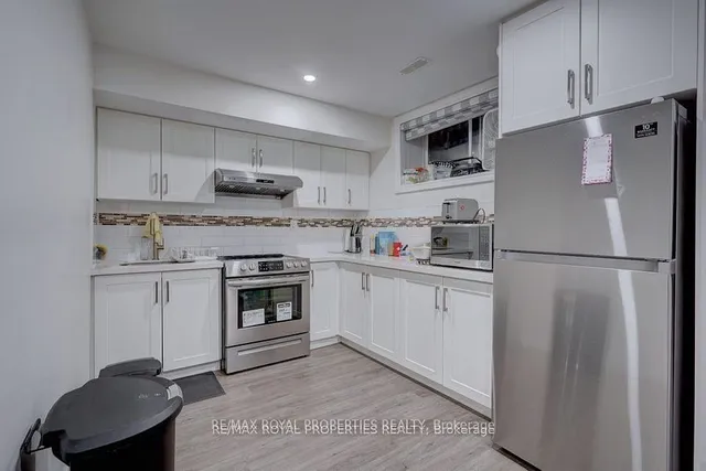 Additional image 15 of 434 Pharmacy Ave