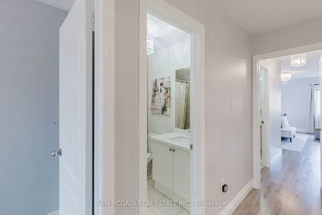 Additional image 32 of 745 Candlestick Circ