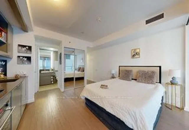 Additional image 13 of 101 Peter St Unit 602